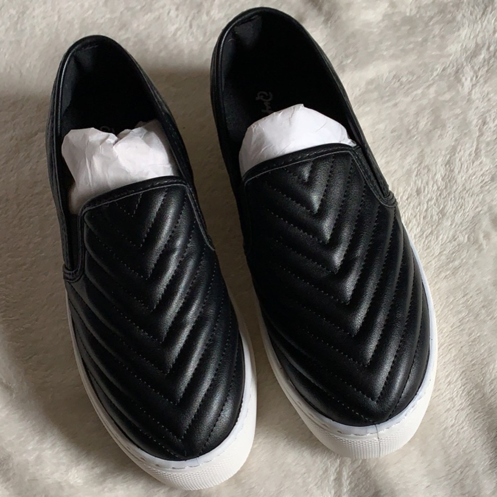 Platform sneakers